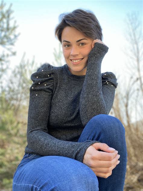 TW Pornstars - 2 pic. Vic Alouqua. Twitter. twitter on est d’accord?#