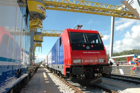 484 - 484.105 - FotoFerrovie.Info