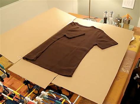 Automatic T-Shirt Folding Machine - TechEBlog