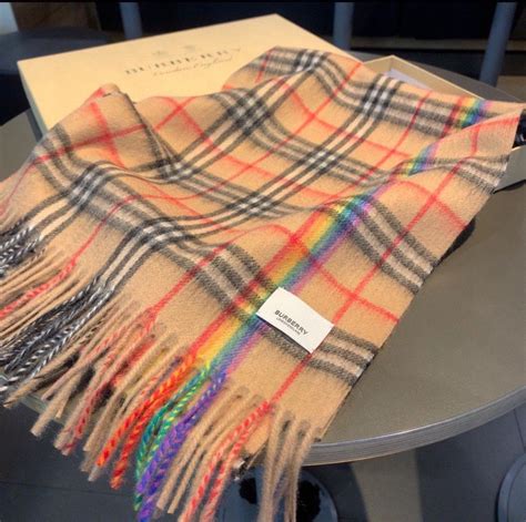 BURBERRY SCARF, Women's Fashion, Watches & Accessories, Scarves on ...