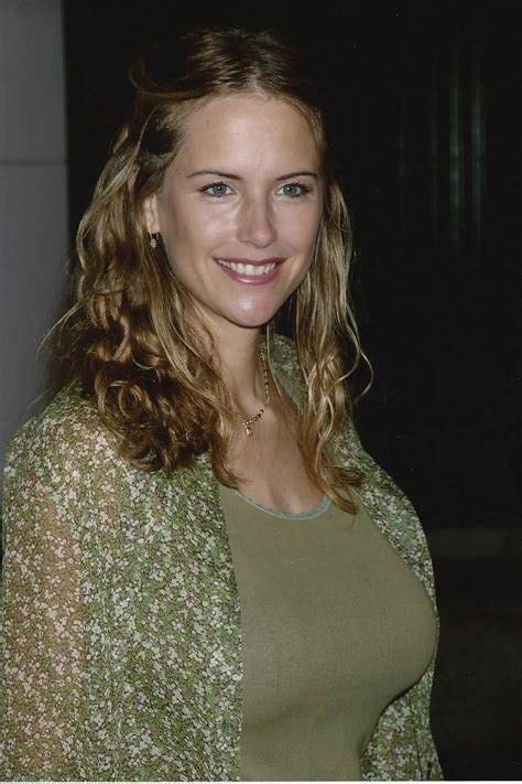 Kelly Preston | Scrolller