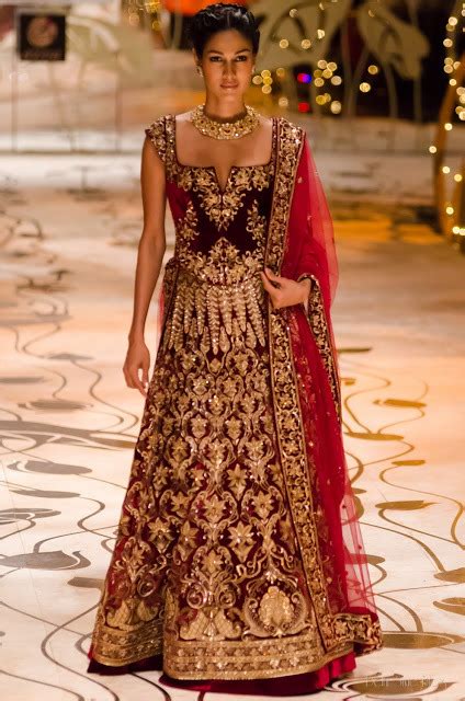 thumbspro seraphica rohit bals collection  india bridal fashion
