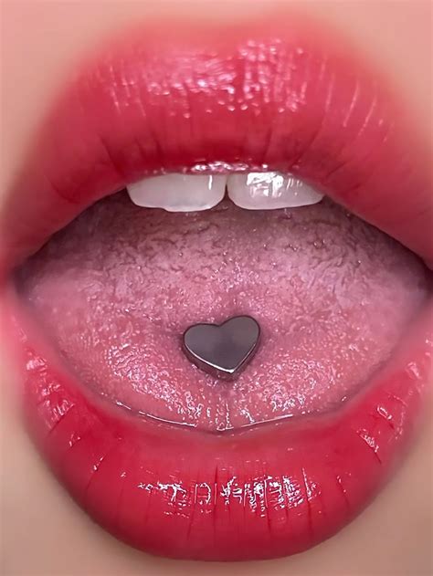 ROMWE Grunge Punk Tachuela de lengua con adorno de corazón | Moda de