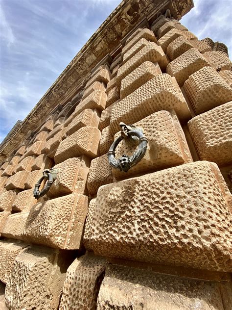 Top 10 Sights at the Alhambra Castle – Granada, Spain – jet lag journaling