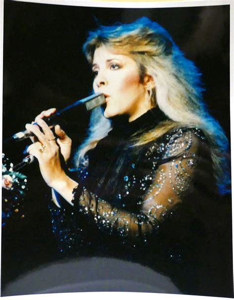 STEVIE NICKS SINGING PHOTO 1 OF 3 8'' x 10'' inch Photograph | Stevie Nicks