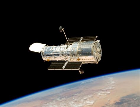Hubble is back at work after breakdown – Cosmic Log