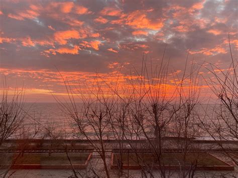 Pin by Елена Сорокина on Обои на телефон | Sunset, Celestial, Outdoor