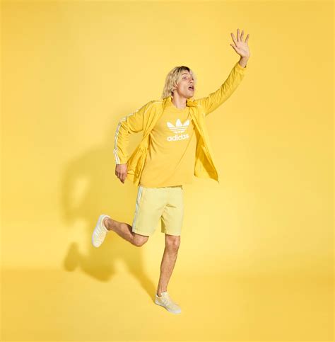Swag Craze: The adidas Orignals adicolor collection has dropped!