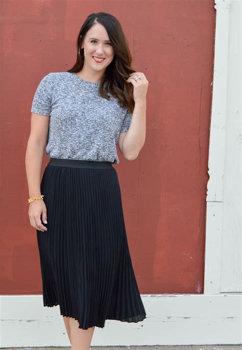 tops  wear  midi pleated skirt  charlotte rippey blog