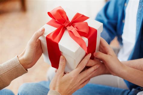 14 Unique Care Packages (From $10) For Every Special Occasion When You ...
