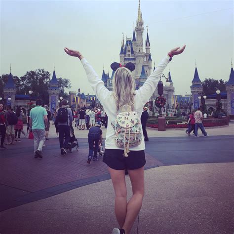 The crowds are heading to mk one shopping park today 3