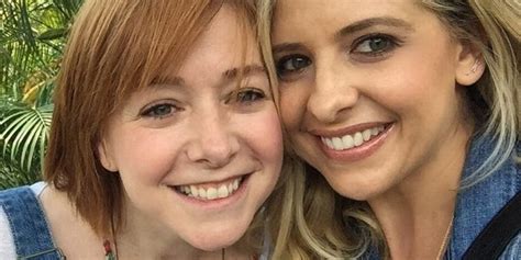 Former 'Buffy' Stars Sarah Michelle Gellar, Alyson Hannigan Reunite In Santa Monica | HuffPost