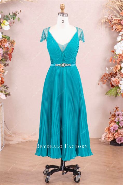 Kate Middleton Dresses | Duchess of Cambridge Fashion Style