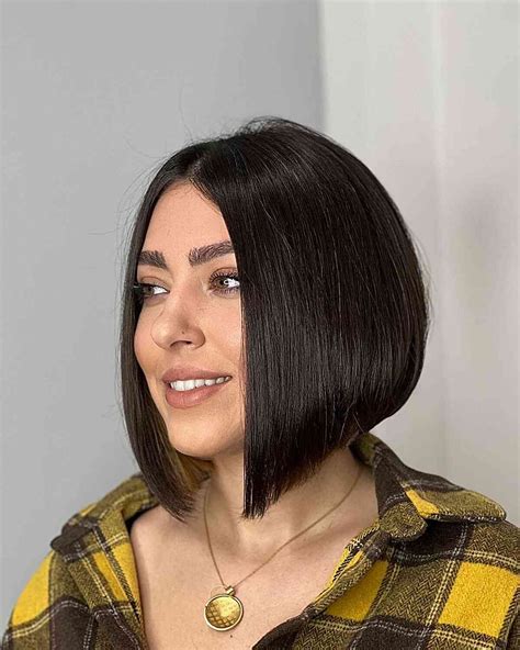 Why the trend of cute bob haircuts is perfect for summer 33