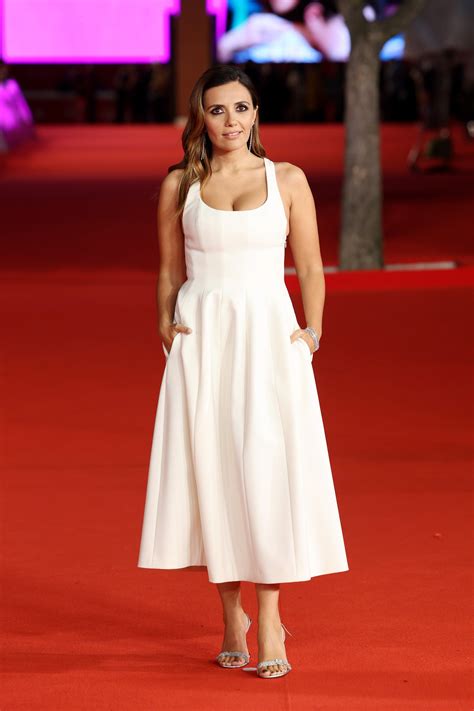 Serena Rossi illumina la Festa del Cinema di Roma con un look candido