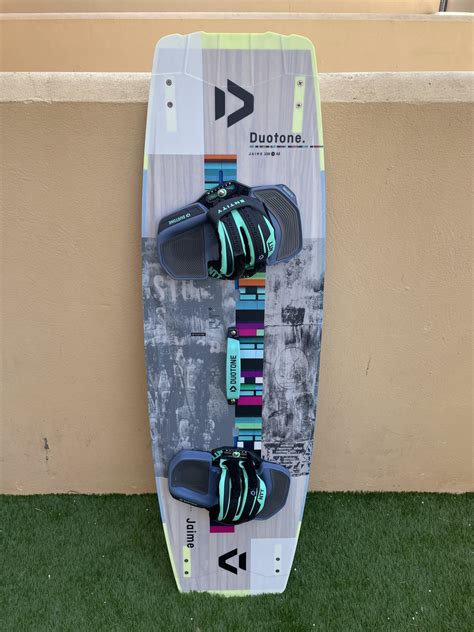 DUOTONE Jaime 139 x 42cm 2022 | Kitesurfing Reviews » Boards » Twin