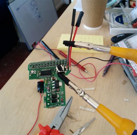Fitting a Remote Power Switch to MoPi