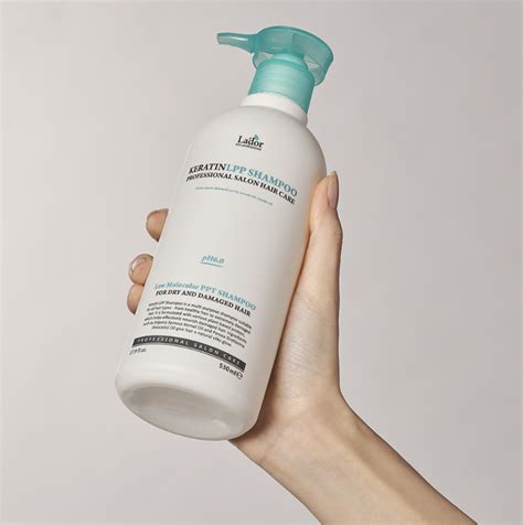 Купить Бессульфатный протеиновый шампунь Lador Keratin LPP Shampoo, 530 ...