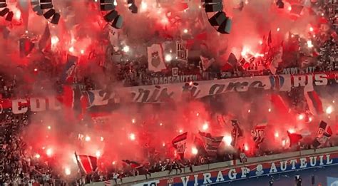 Video: PSG-Fans mit irrer Pyro-Show in der Champions League