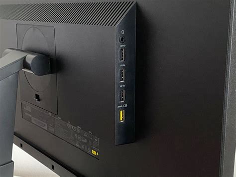 ThinkVision P27h-10: monitor místo dokovací stanice (recenze) | Lenovo ...