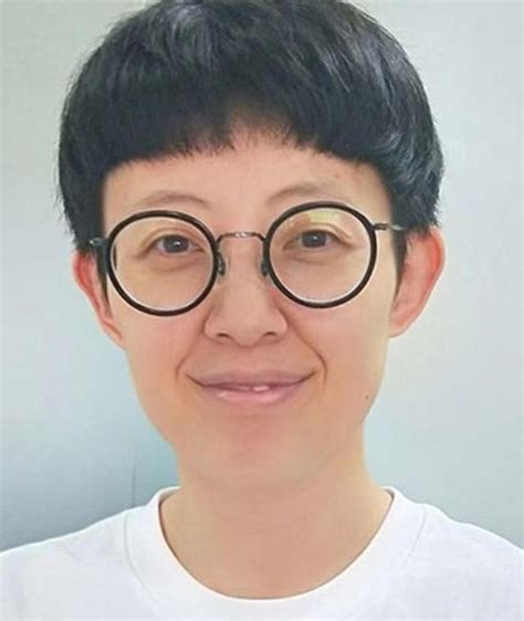 Li Ye – Movies, Bio and Lists on MUBI