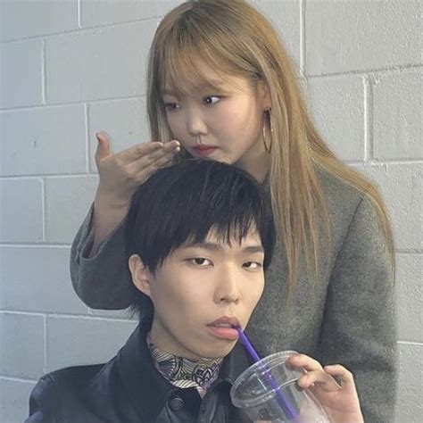 Pin by Narita on Akmu | Akdong musician, Lee chan hyuk, Singer