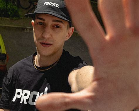 Prosto.com - Autentyczny styl i miejski charakter
