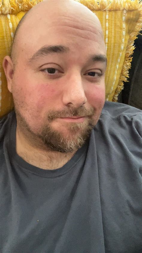 Haven’t posted much here. Single. Upper East Tennessee USA chubby hairy