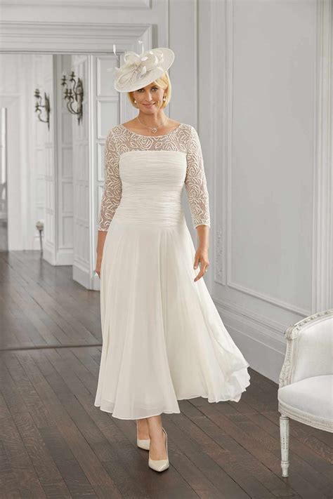 Older Brides Wedding Dresses For Over 50 Brides at Roland Patton blog