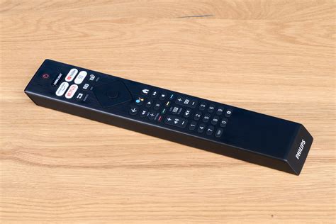Philips PUS8808 "The One" im Test: Besser als ein QLED? - HIFI.DE