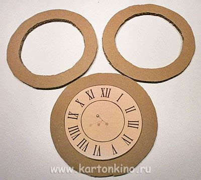 Настольные часы из картона