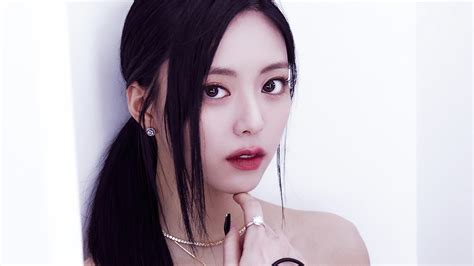 Yuna ITZY KILL MY DOUBT 4K #2351l Wallpaper 4K HD