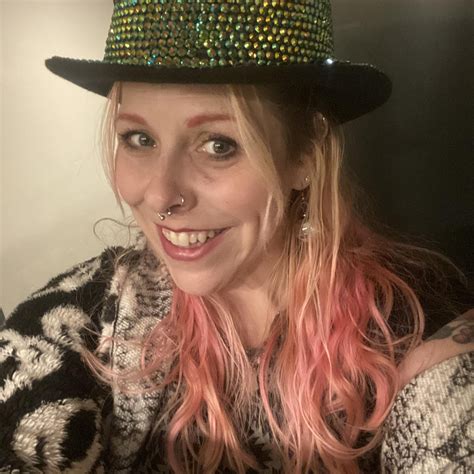 Billy's Lounge - Please join us for the last weekend... | Facebook