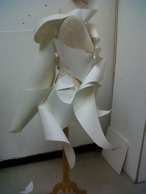 Lola Fox Group 5: Fashion