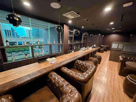 tempat karaoke  lounge nyaman  jakarta