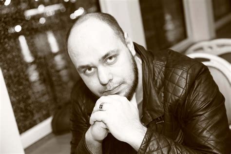 Максим Валерьевич Бурдин / Стихи.ру