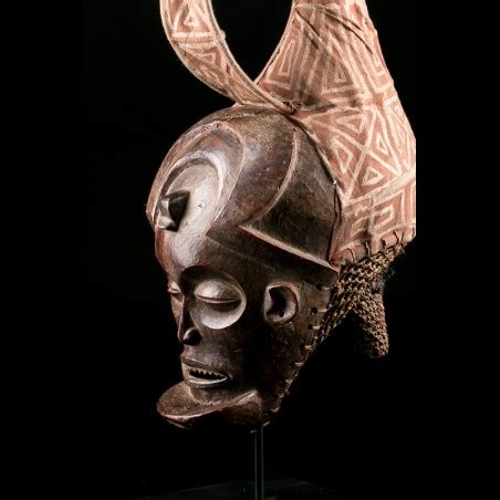 Maque Chokwe Kalelwa Mukanda - Masques africains d'Angola en Galerie ...