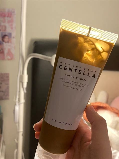 SKIN1004 FACIAL WASH CENTELLA 95%, Kesehatan & Kecantikan, Kulit, Sabun ...