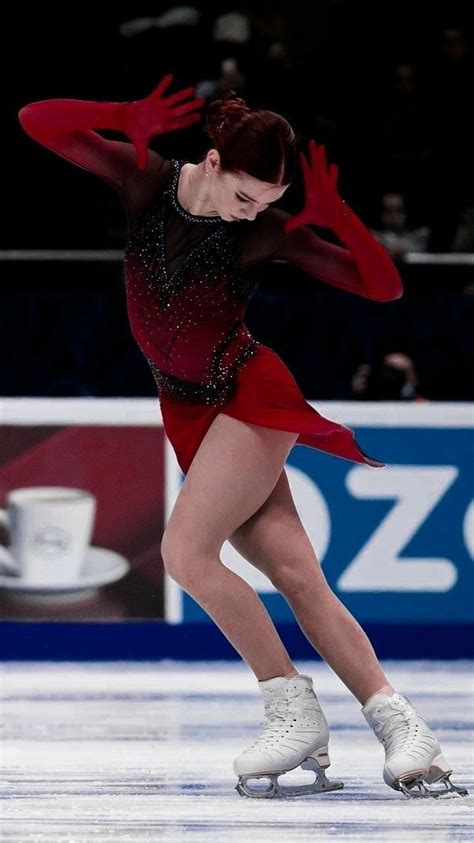 ФИГУРНОЕ КАТАНИЕ | Figure skating competition dresses, Figure skating ...