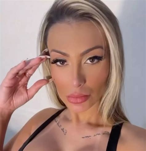 Sensualsunshine's OnlyFans Content: Is It Worth The Hype? (Experts Answer) Image 12