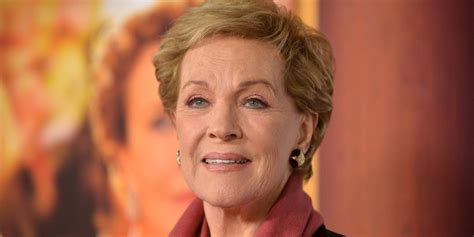 How Julie Andrews’s Career and Investments Boosted Her Net Worth to $400M - Veja Store Site