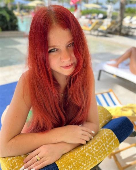 Long hair, big smile : r/AlexandraTrusova