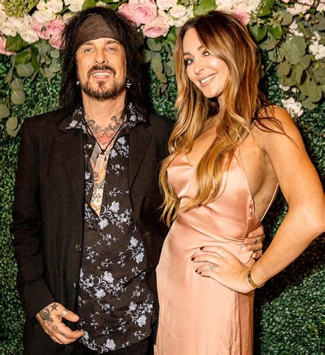 Nikki Sixx, Pregnant Wife Courtney Confirm They’re Expecting a Baby