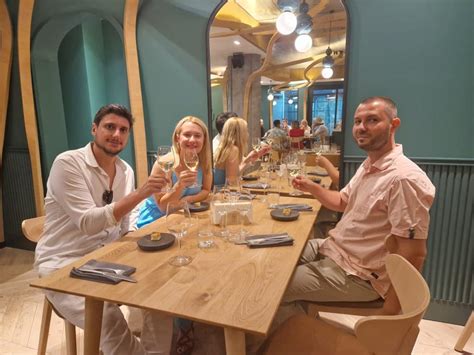 Винен тур в София - Sofia Wine Walk