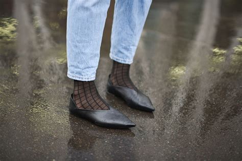 13 Sock-and-Shoe Pairings That Look Legitimately Cool | StyleCaster