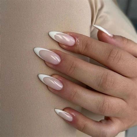 Francesinha Qual Esmalte Usar - Esmaltes para Francesinha 2025: Quais usar para não Amarelar? - Unhas ...