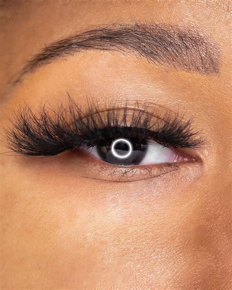 100%Siberian Mink Lashes | Eye Desire Cosmetics
