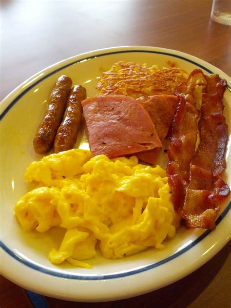 IHOP Bonifacio Global City | ilikesweet's