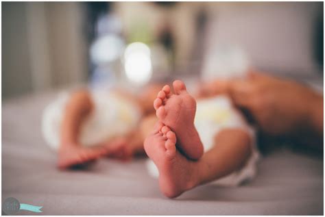 The Campbell Twins - Newborn Shoot — Helen Jane Smiddy