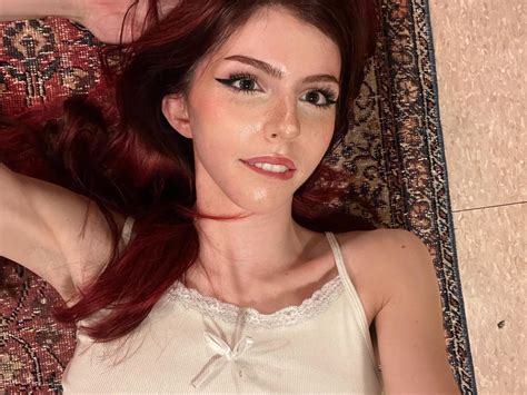 could a freckled redhead steal your heart? - Sexy